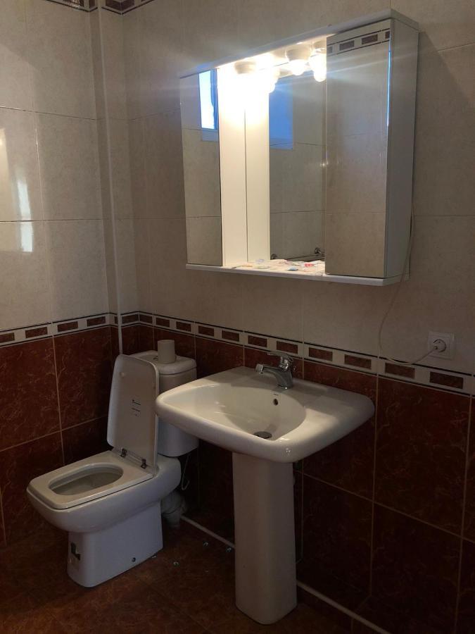 Valda Hotel On Tumanyan Vanadzor Buitenkant foto