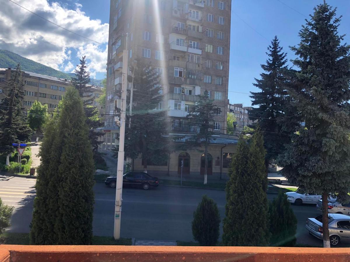 Valda Hotel On Tumanyan Vanadzor Buitenkant foto