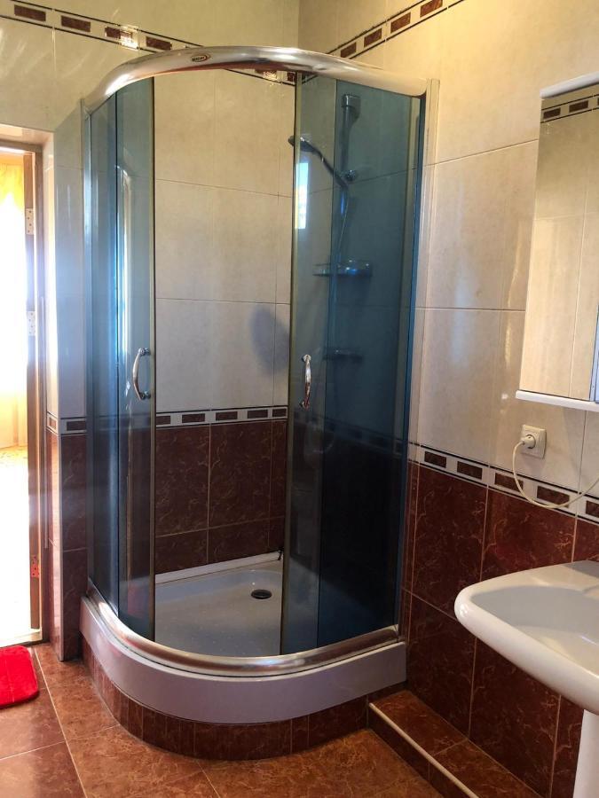 Valda Hotel On Tumanyan Vanadzor Buitenkant foto